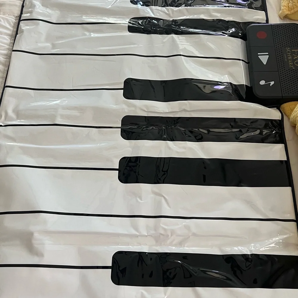 FAO SCHWARZ Giant Dance-On Piano Mat